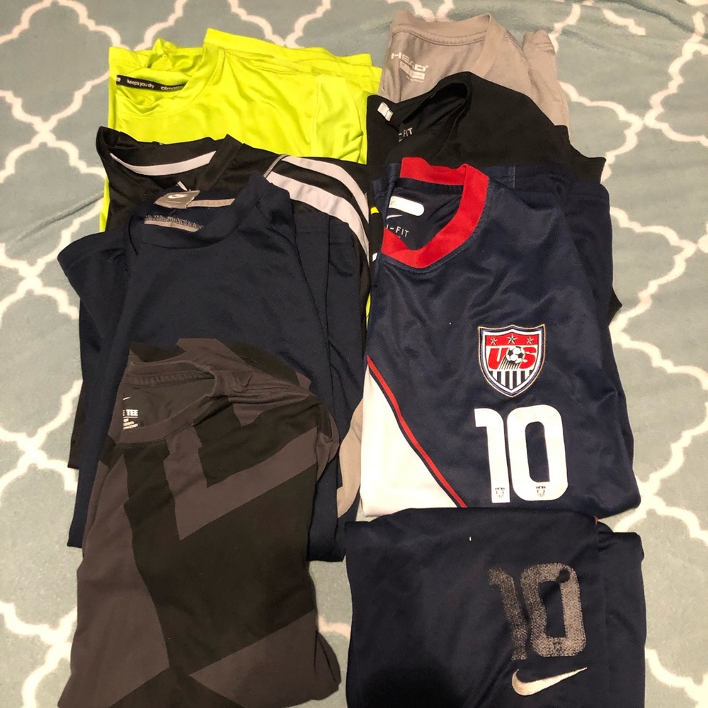 Men’s workout lot